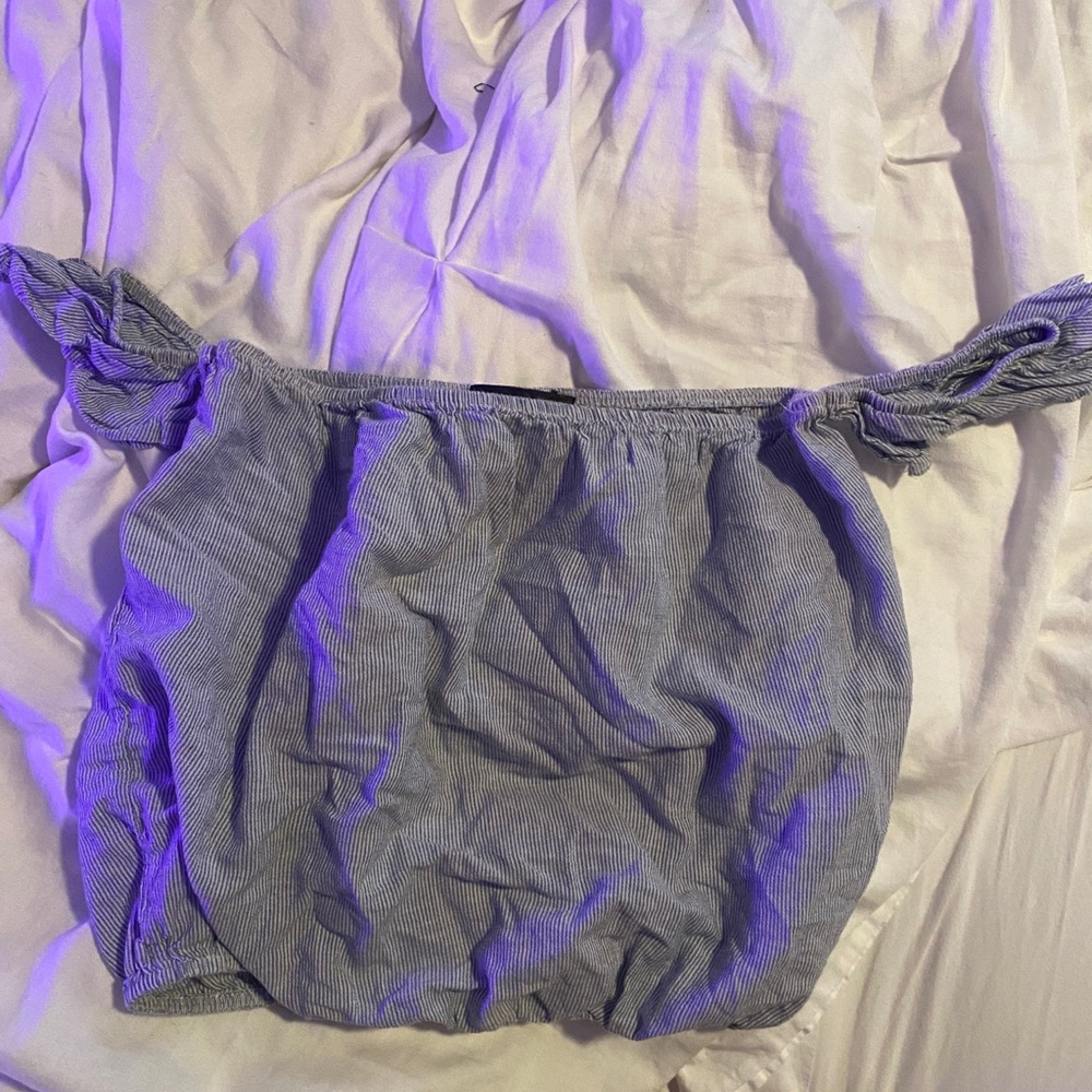 Brandy Melville crop top